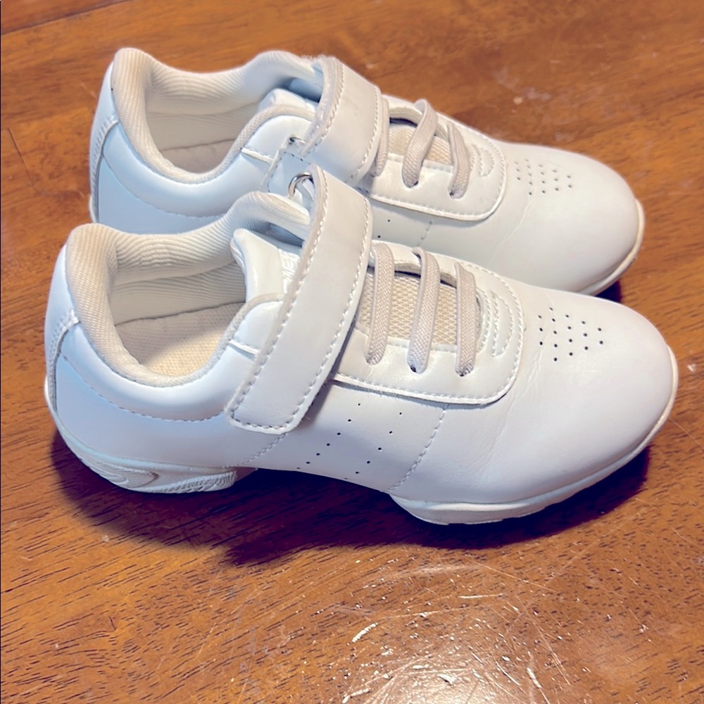 BAXINIER Girls White Competition Cheer Dance Shoes | Size 29 / US 11.5
